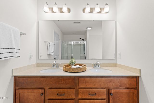 816 Atlantis Street, Fuquay Varina, NC 27526