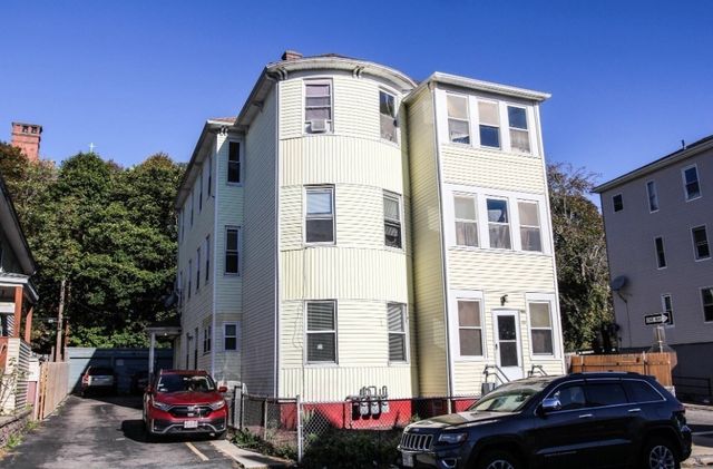 180 Canterbury 2, Worcester, MA 01603