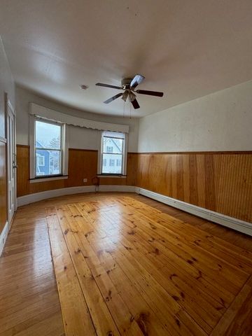 180 Canterbury 2, Worcester, MA 01603