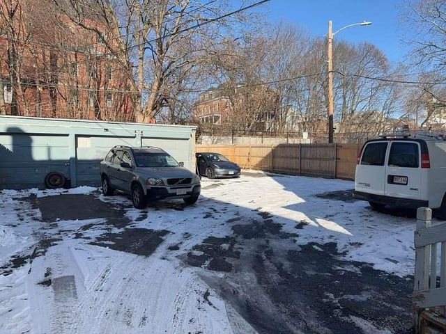 180 Canterbury 2, Worcester, MA 01603