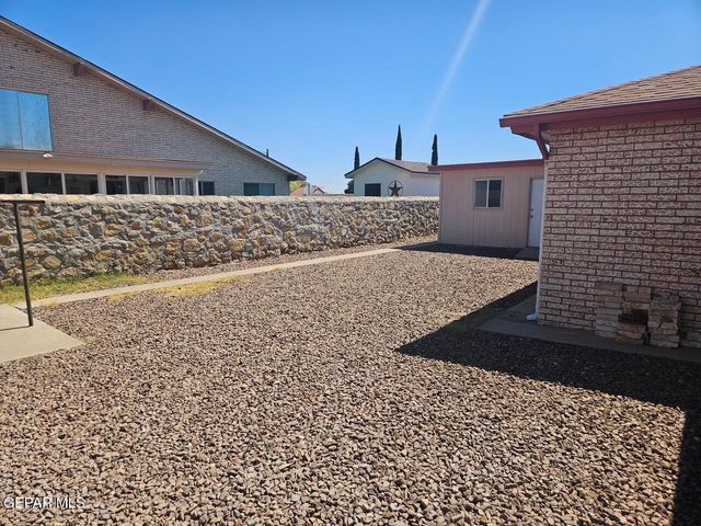 4531 C J LEVAN Court, El Paso, TX 79924
