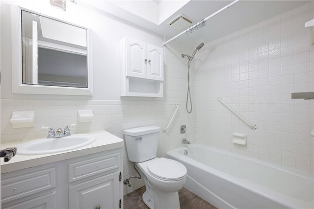 1621 Silver Lake Drive, Washington Twp, OH 45458