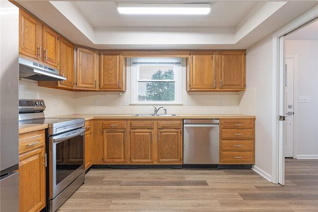 1621 Silver Lake Drive, Washington Twp, OH 45458