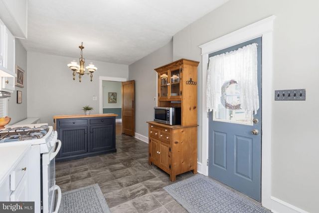 50 S WAKEFIELD RD, West Norriton, PA 19403