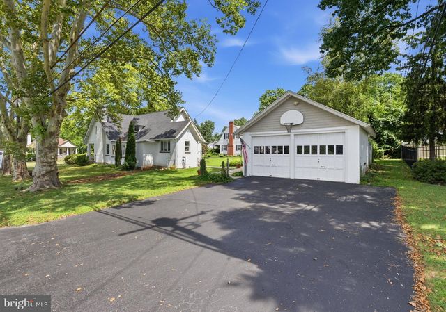 50 S WAKEFIELD RD, West Norriton, PA 19403