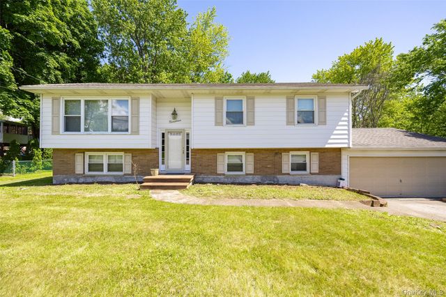 19 Tor Road, Wappingers Falls, NY 12590