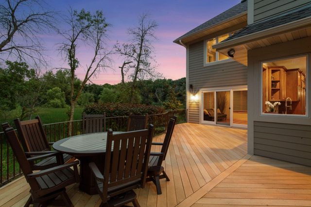 6065 Apple Road, Excelsior, MN 55331