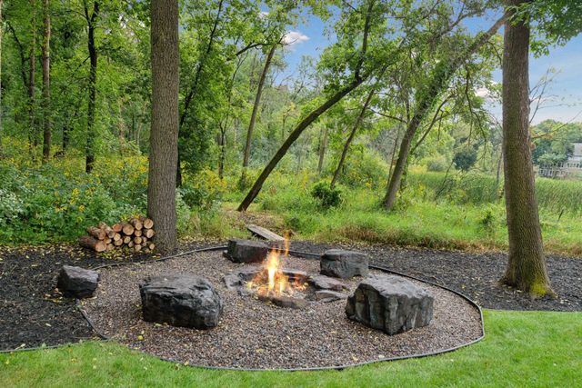 6065 Apple Road, Excelsior, MN 55331