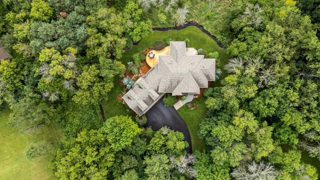 6065 Apple Road, Excelsior, MN 55331