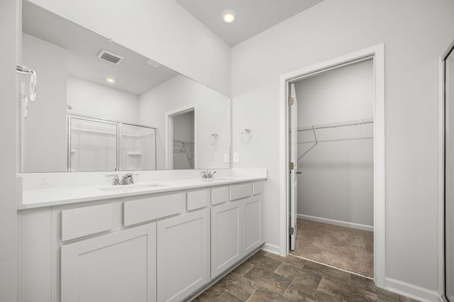 1510 Mountain View Dr, Lebanon, TN 37090