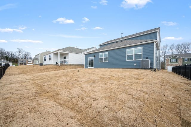 1510 Mountain View Dr, Lebanon, TN 37090