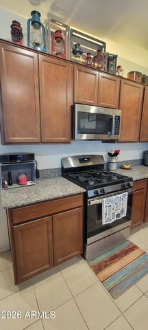 150 W SEVEN SEAS Drive, Casa Grande, AZ 85122