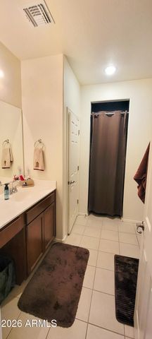 150 W SEVEN SEAS Drive, Casa Grande, AZ 85122