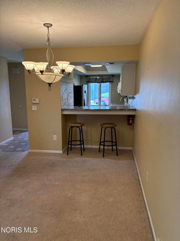 2552 Plum Leaf Lane, Toledo, OH 43614