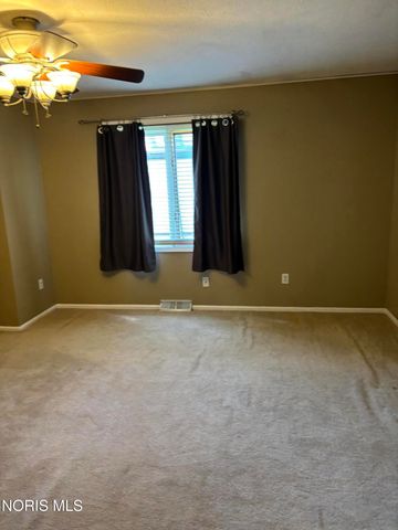 2552 Plum Leaf Lane, Toledo, OH 43614