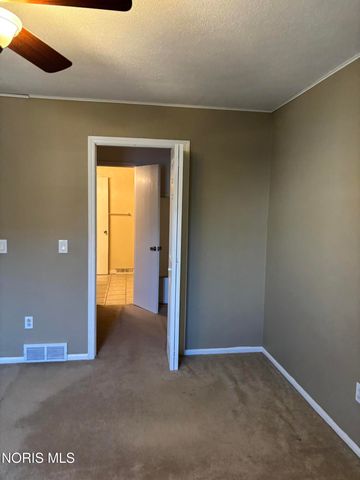 2552 Plum Leaf Lane, Toledo, OH 43614