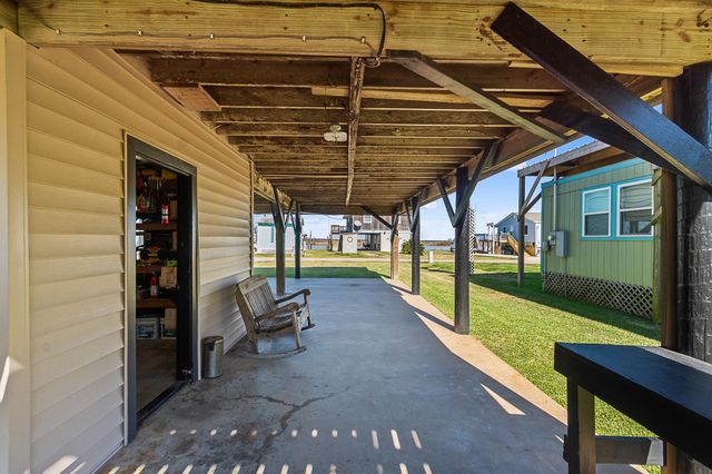 1546 Upton Lane, Brazoria, TX 77422