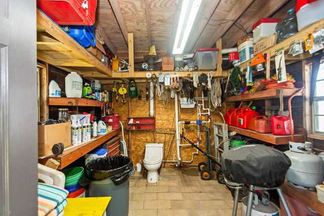 1546 Upton Lane, Brazoria, TX 77422