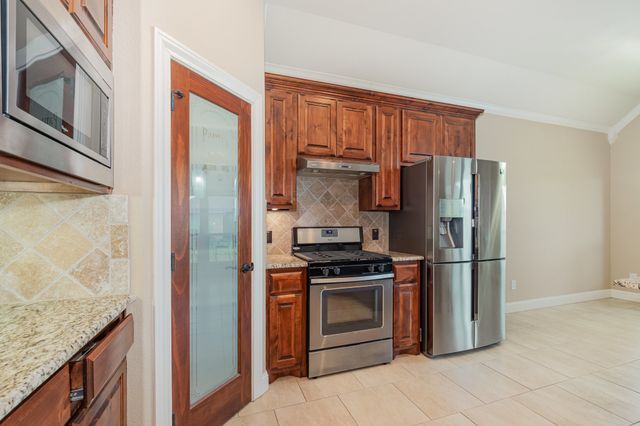 1025 Saint Matthew Circle, Royse City, TX 75189