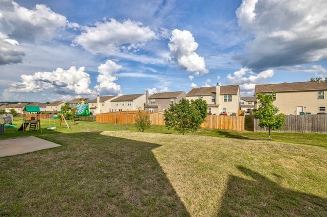 654 Pemberton Dr, Lebanon, TN 37087