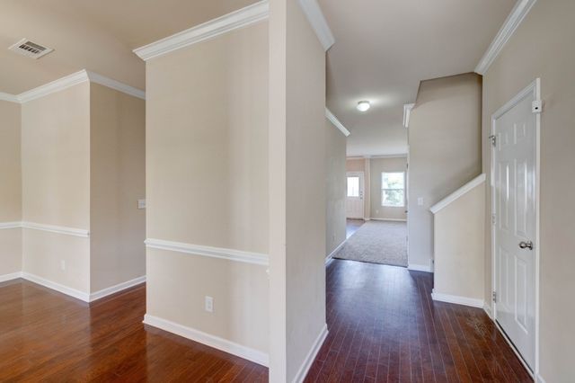 654 Pemberton Dr, Lebanon, TN 37087