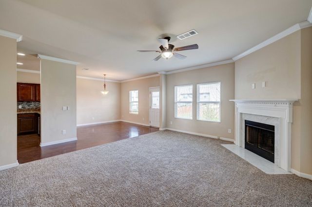 654 Pemberton Dr, Lebanon, TN 37087