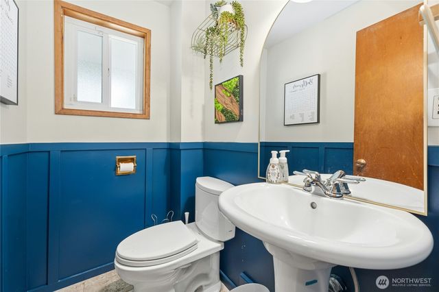 12647 2nd Avenue S, Burien, WA 98168
