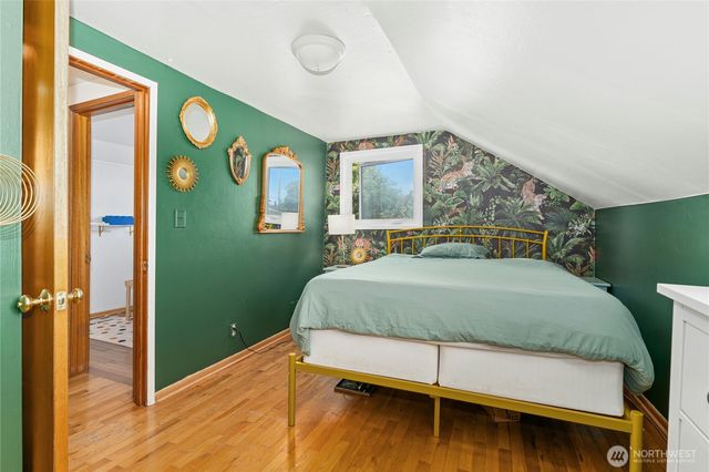 12647 2nd Avenue S, Burien, WA 98168