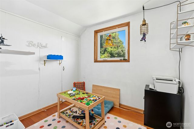 12647 2nd Avenue S, Burien, WA 98168