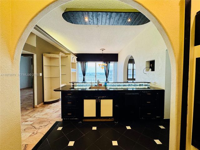 18071 Biscayne Boulevard PH04 PH03, Aventura, FL 33160