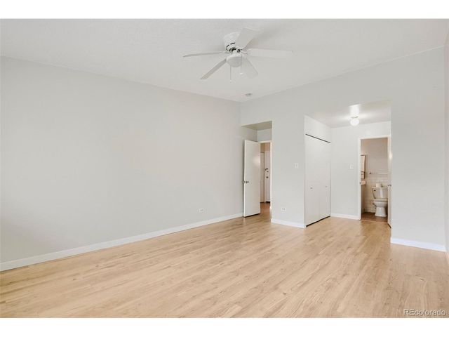 625 S Alton Way 7D, Denver, CO 80247