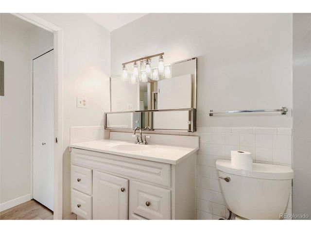 625 S Alton Way 7D, Denver, CO 80247