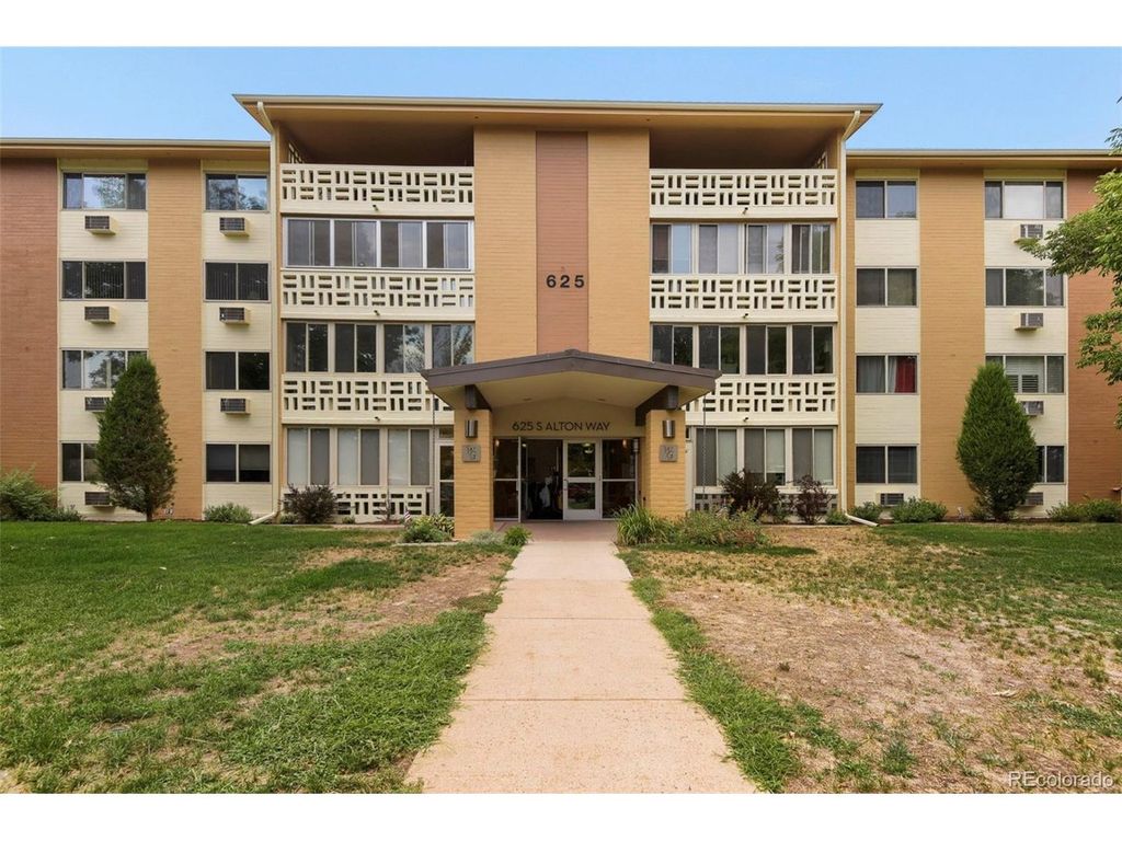 625 S Alton Way 7D, Denver, CO 80247