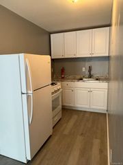 208 Main Street E, Maybrook, NY 12543
