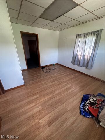 56390 Boyd Avenue, Bridgeport, OH 43912