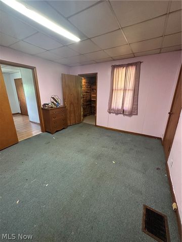 56390 Boyd Avenue, Bridgeport, OH 43912
