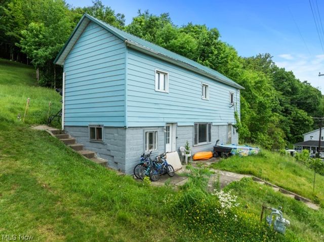 56390 Boyd Avenue, Bridgeport, OH 43912