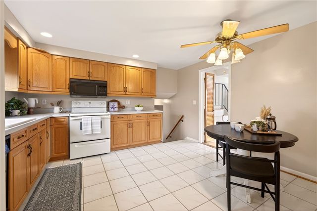 25 Andrea Lane, Irondequoit, NY 14609