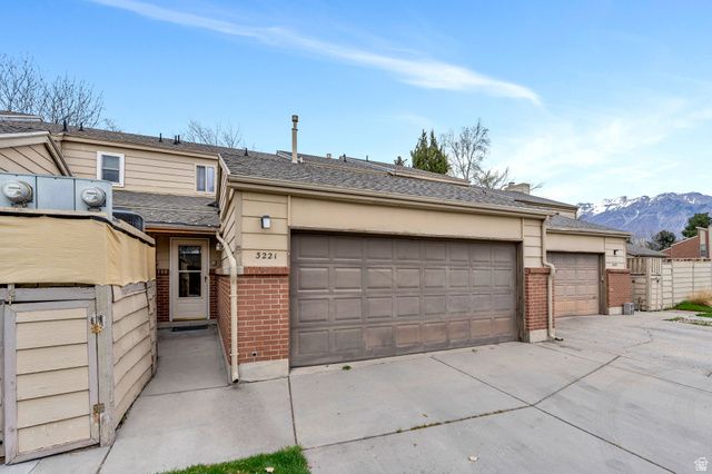 3221 SHADOWBROOK CIR, Provo, UT 84604