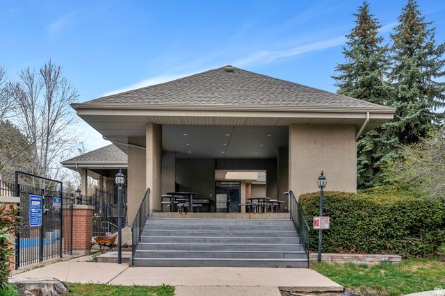 3221 SHADOWBROOK CIR, Provo, UT 84604