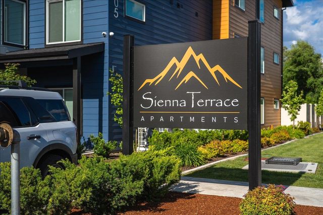 505 E Hawthorne Rd, Spokane, WA 99218