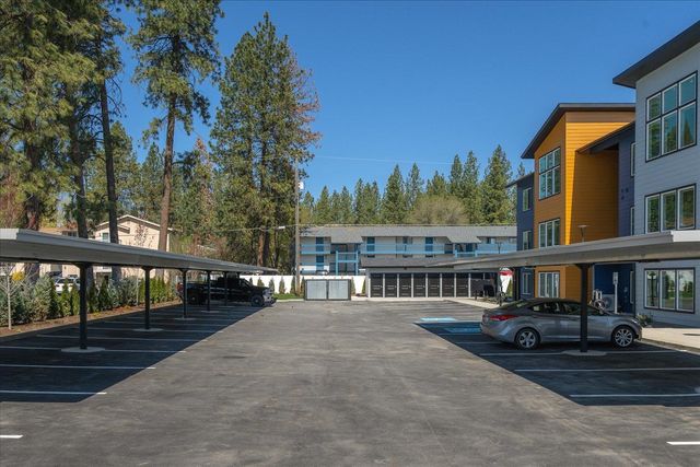 505 E Hawthorne Rd, Spokane, WA 99218