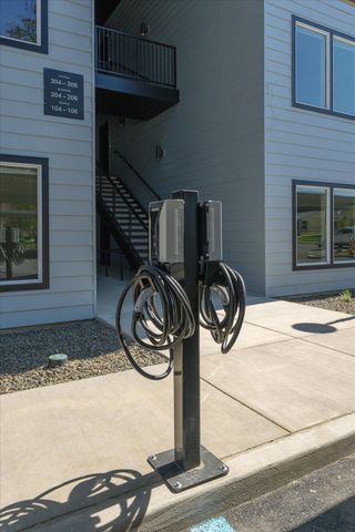 505 E Hawthorne Rd, Spokane, WA 99218