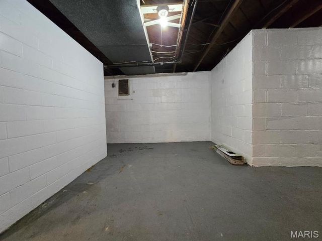 3516 Omega Street, Alton, IL 62002