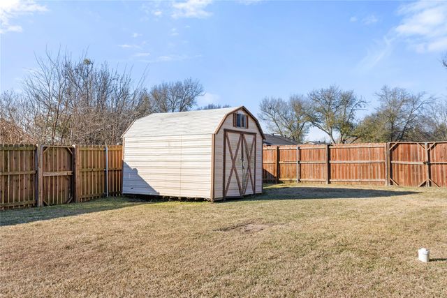 1000 La Villeta Street, Mexia, TX 76667