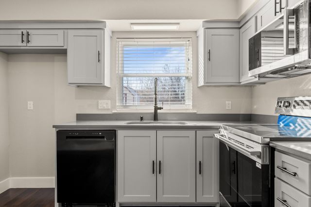 1000 La Villeta Street, Mexia, TX 76667