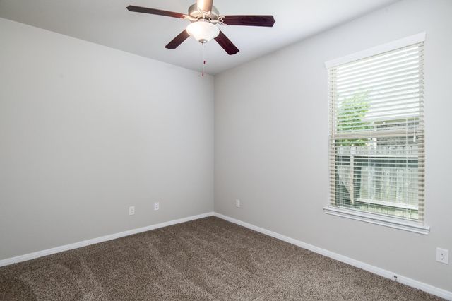 3211 Discovery Lane, Conroe, TX 77301