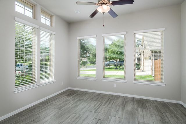 3211 Discovery Lane, Conroe, TX 77301