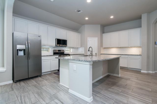 3211 Discovery Lane, Conroe, TX 77301