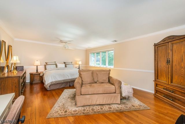 39 Chelsea Ct, Madison Boro, NJ 07940